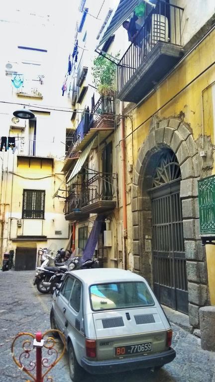 مبيت وإفطار نابولي ديمورا دي جيجانتي المظهر الخارجي الصورة